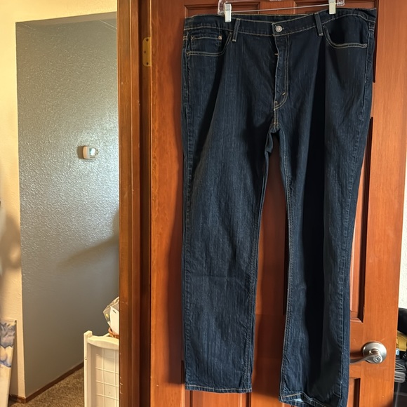 Levi’s 541 Dark Wash Jeans - Picture 1 of 10